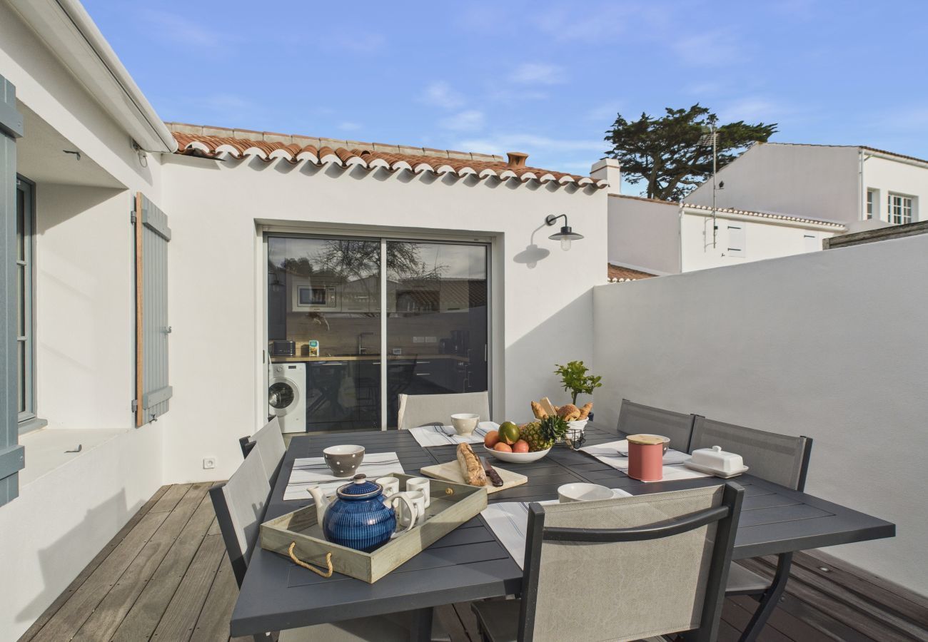 House in Noirmoutier-en-l´Ile - House for 4 adults 2 children, 30m from the sea