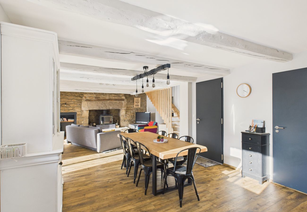 House in Ploemel - City center – Large house for 10 with garden