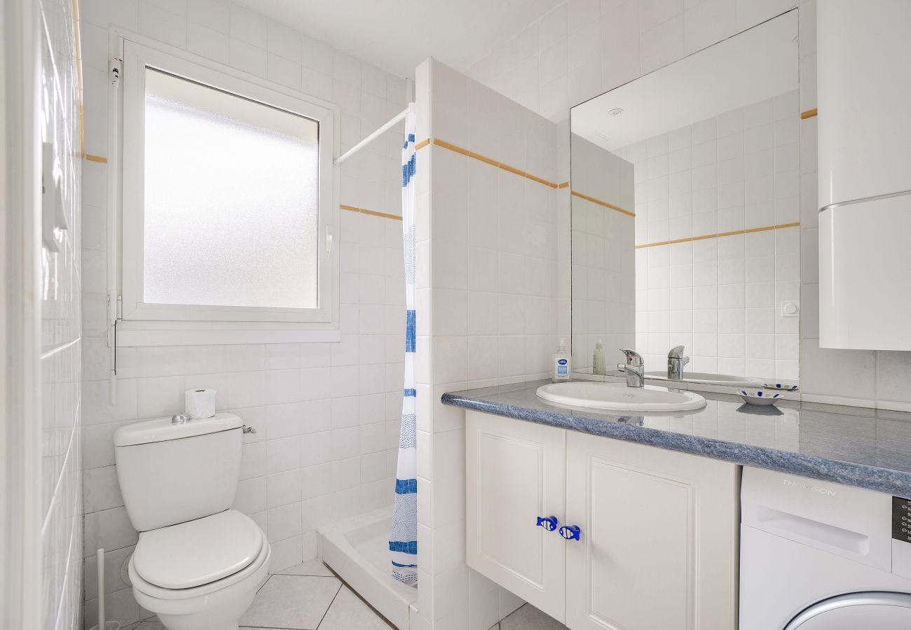 Apartment in Dinard - Beachfront, apartment in Dinard town centre