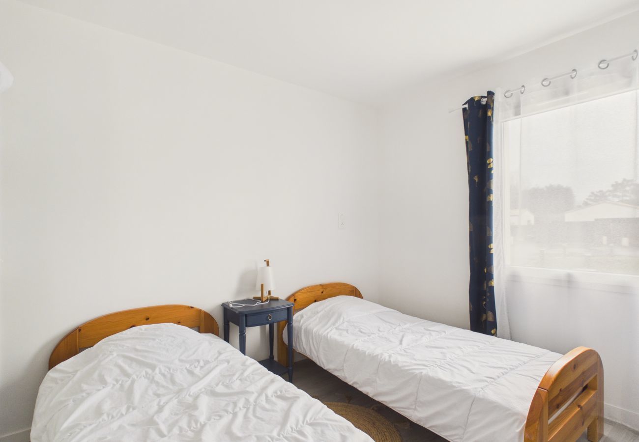 House in Notre-Dame-de-Monts - Comfortable house for 6 with garden and jacuzzi