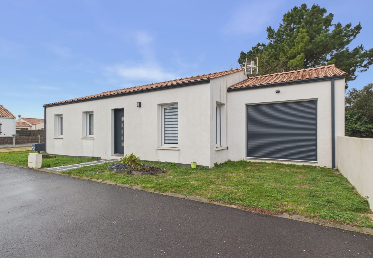 House in Notre-Dame-de-Monts - Comfortable house for 6 with garden and jacuzzi