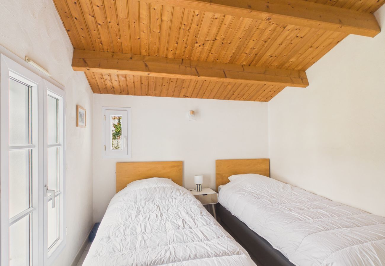 House in Noirmoutier-en-l´Ile - House for 6 with garden, Noirmoutier town centre