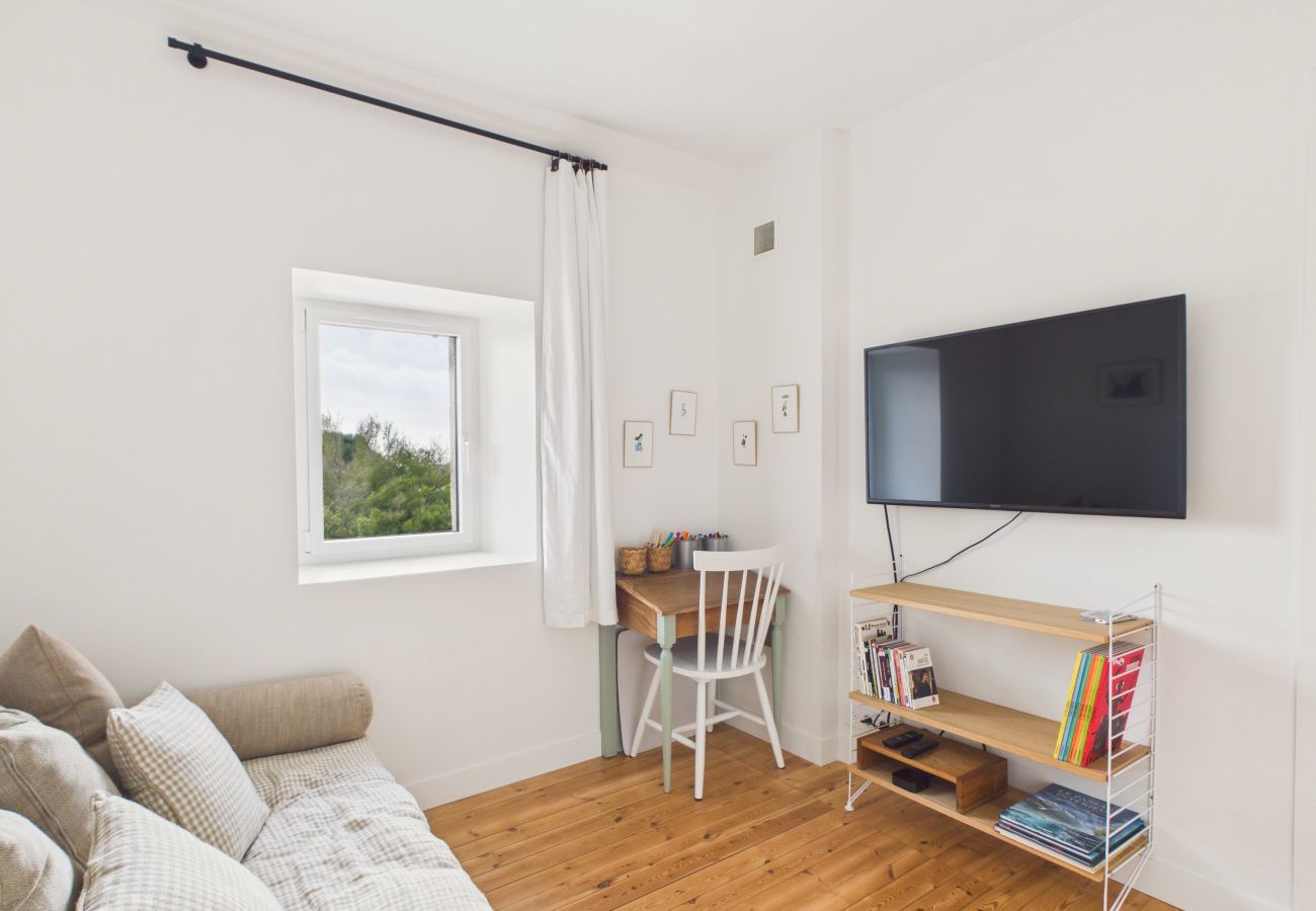 House in Plouguerneau - Beach 300m away, house for 7, garden and veranda