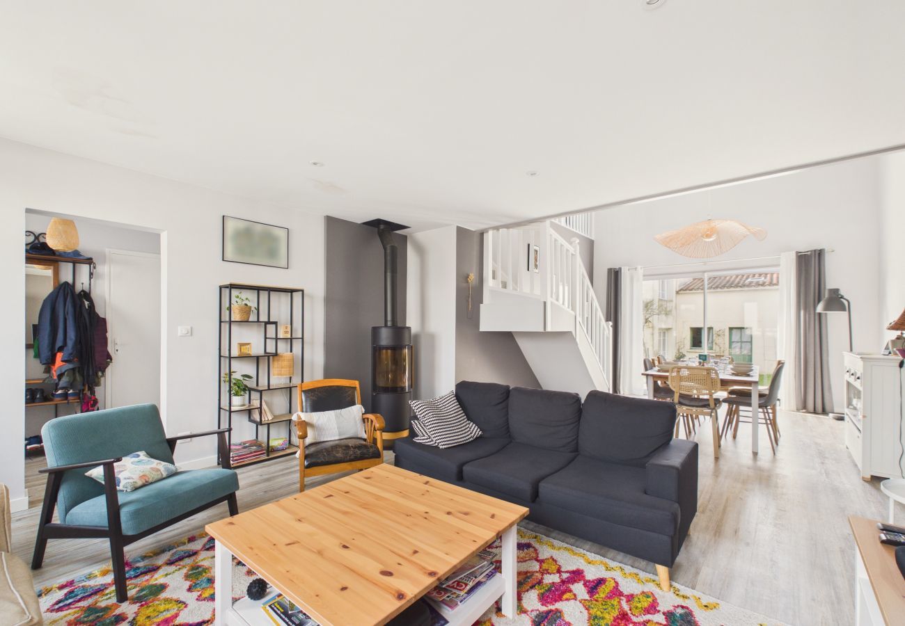 House in Saint-Gilles-Croix-de-Vie - House for 8 with garden, Saint-Gilles town centre