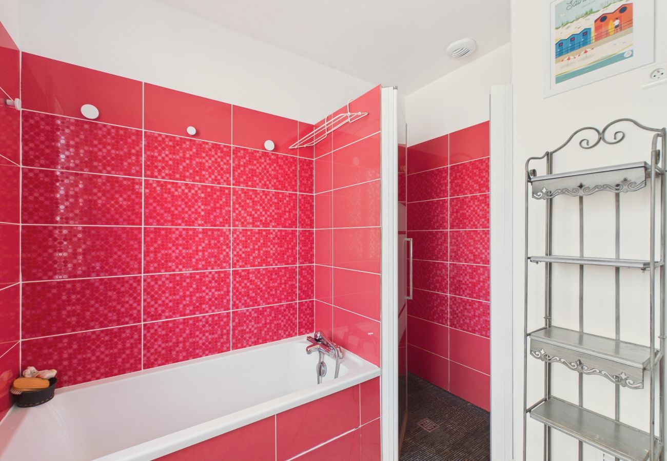 House in Saint-Gilles-Croix-de-Vie - House for 8 with garden, Saint-Gilles town centre