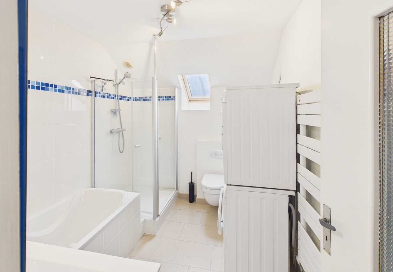 House in La Trinité-sur-Mer - House for 8 with garden and sea view