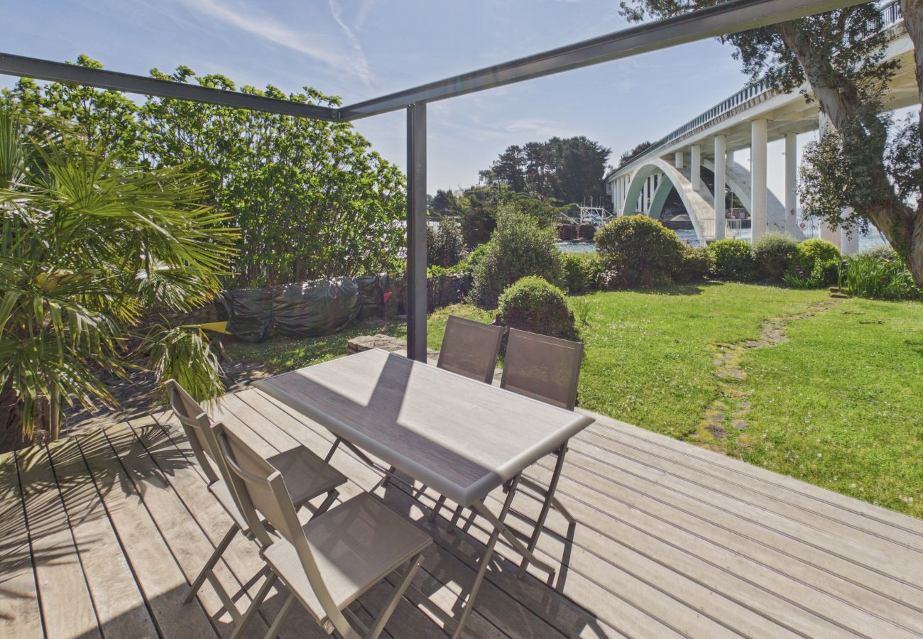 House in La Trinité-sur-Mer - House for 8 with garden and river view