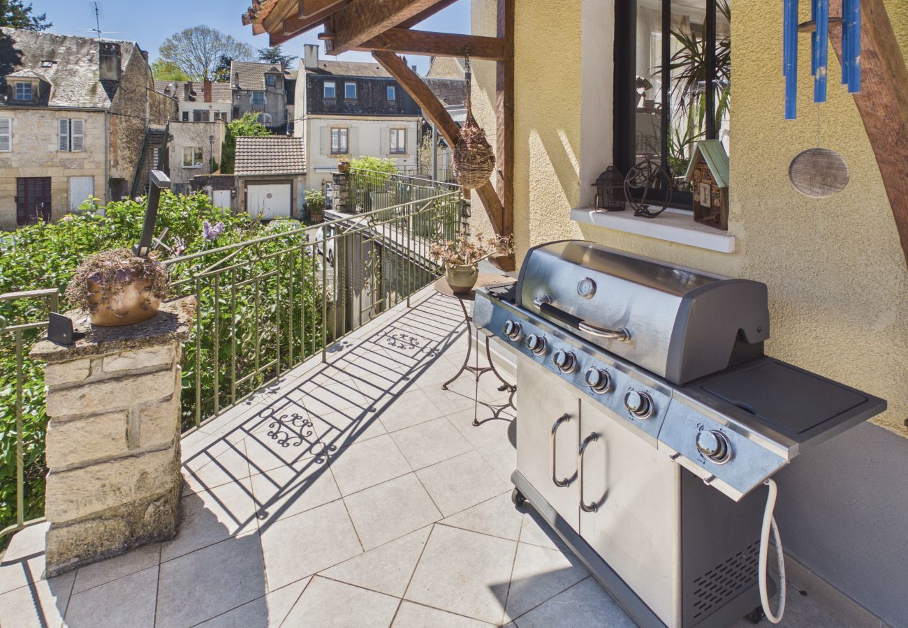 House in Montignac - House for 4 with terrace - Montignac town centre