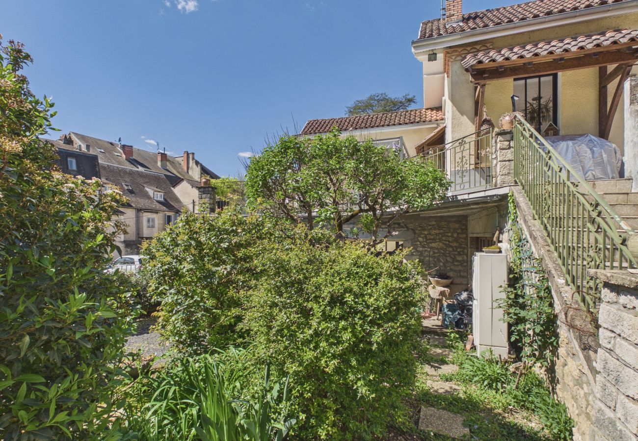 House in Montignac - House for 4 with terrace - Montignac town centre