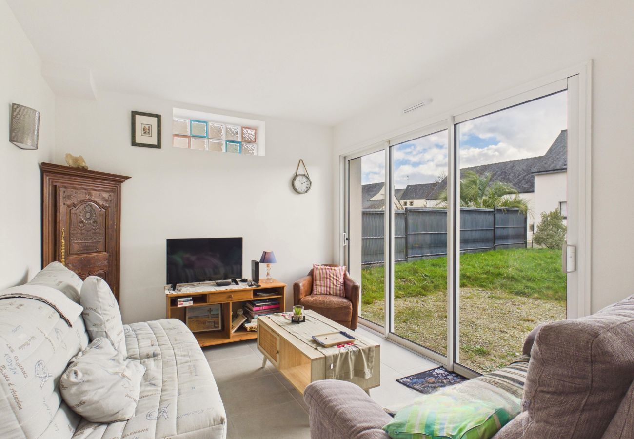 House in Saint-Gildas-de-Rhuys - House for 6 with garden, St Gildas town centre