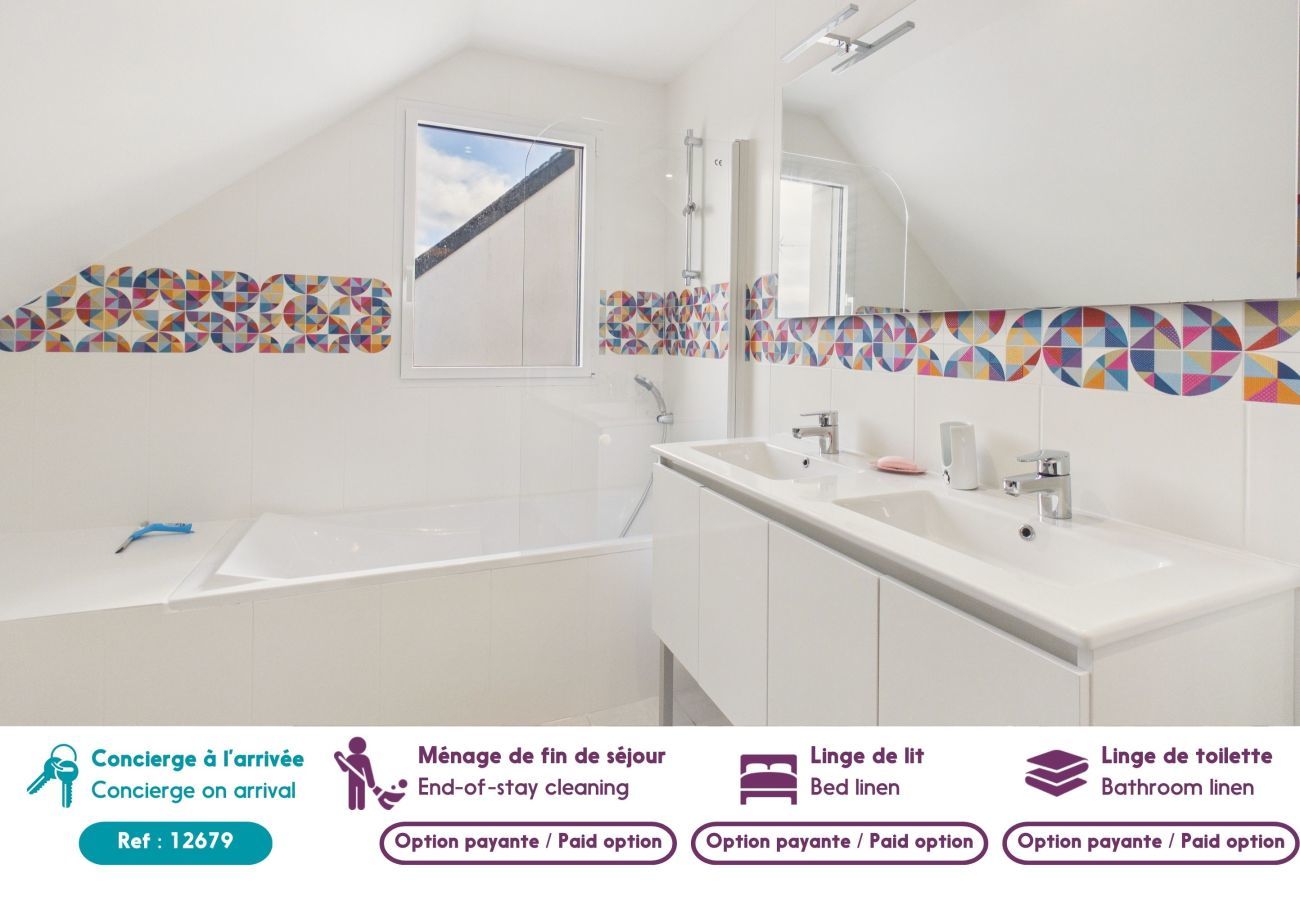 House in Saint-Gildas-de-Rhuys - House for 6 with garden, St Gildas town centre