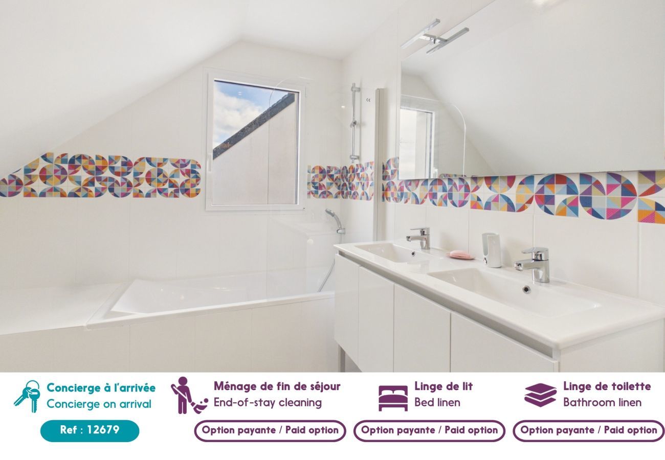 House in Saint-Gildas-de-Rhuys - House for 6 with garden, St Gildas town centre