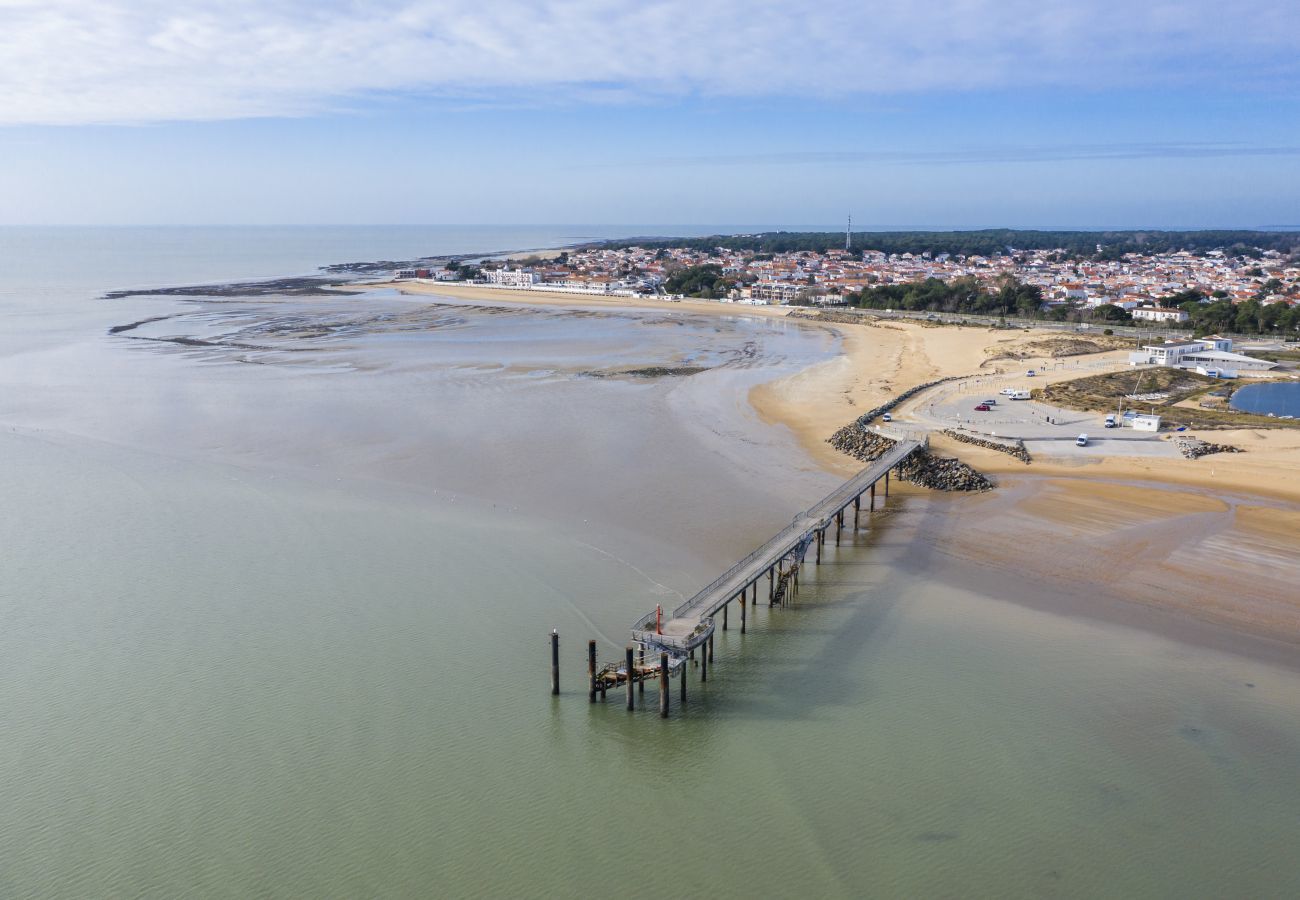 House in Longeville-sur-Mer - House for 6 with garden and terrace
