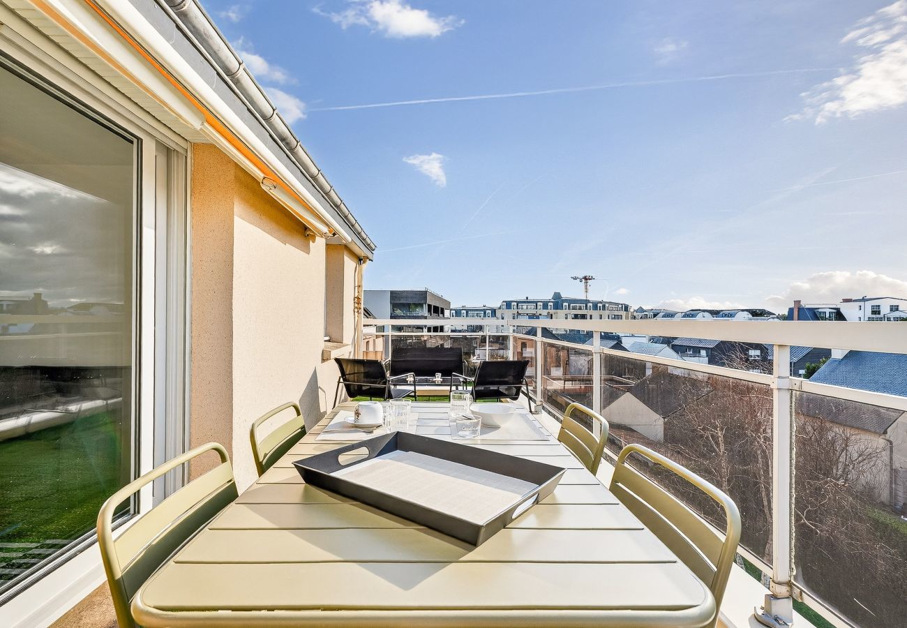 Apartment in Dinard - Apartment for 2, terrace, 2 pas from the center