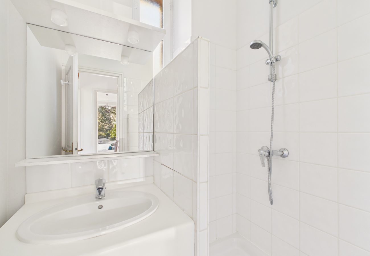 House in Noirmoutier-en-l´Ile - House for 10 with garden, 300 m from the beach