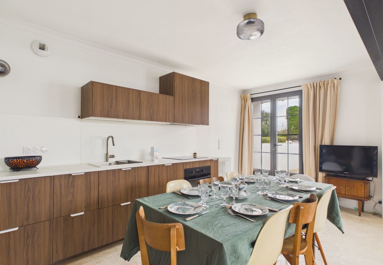 House in L'Epine - House for 8, garden, 700 m from the beach