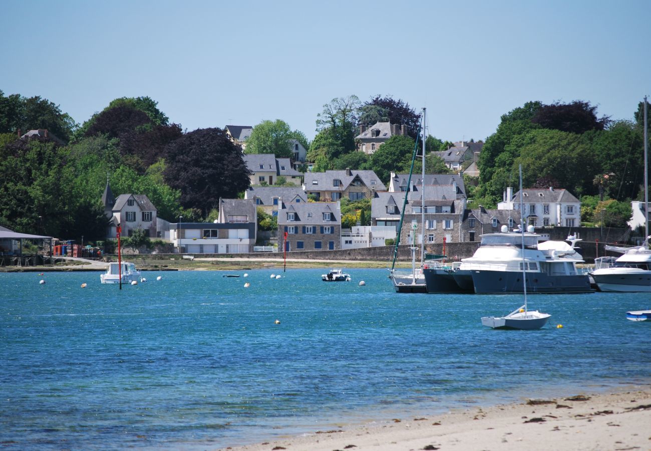 House in La Forêt-Fouesnant - House for 6 adults and 3 children – 900m beach