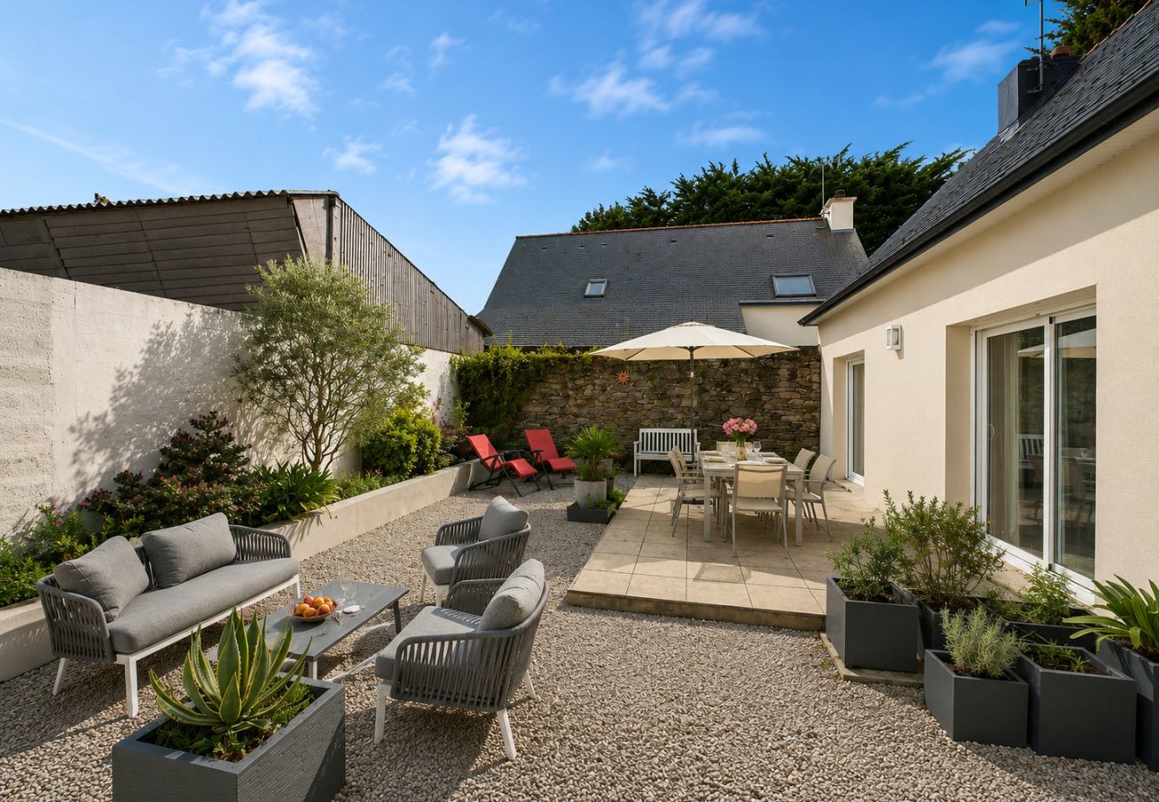House in Saint-Pierre-Quiberon - 500m from the beach – House for 6 with terrace