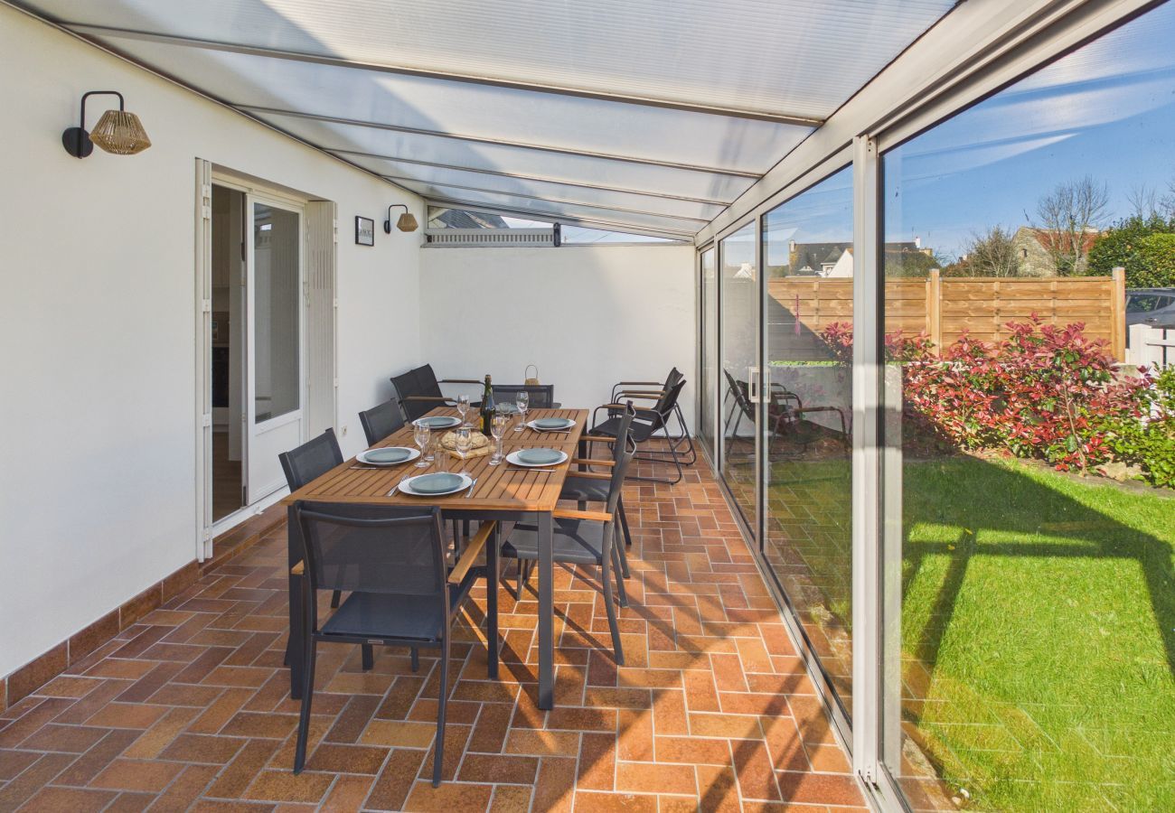 House in Treffiagat - 600m to the beach – House for 6 with veranda