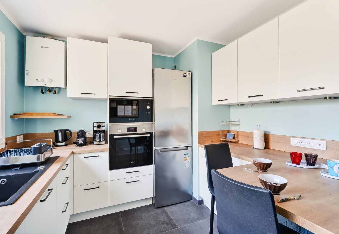 Apartment in Dinard - Stunning sea and beach view for 6