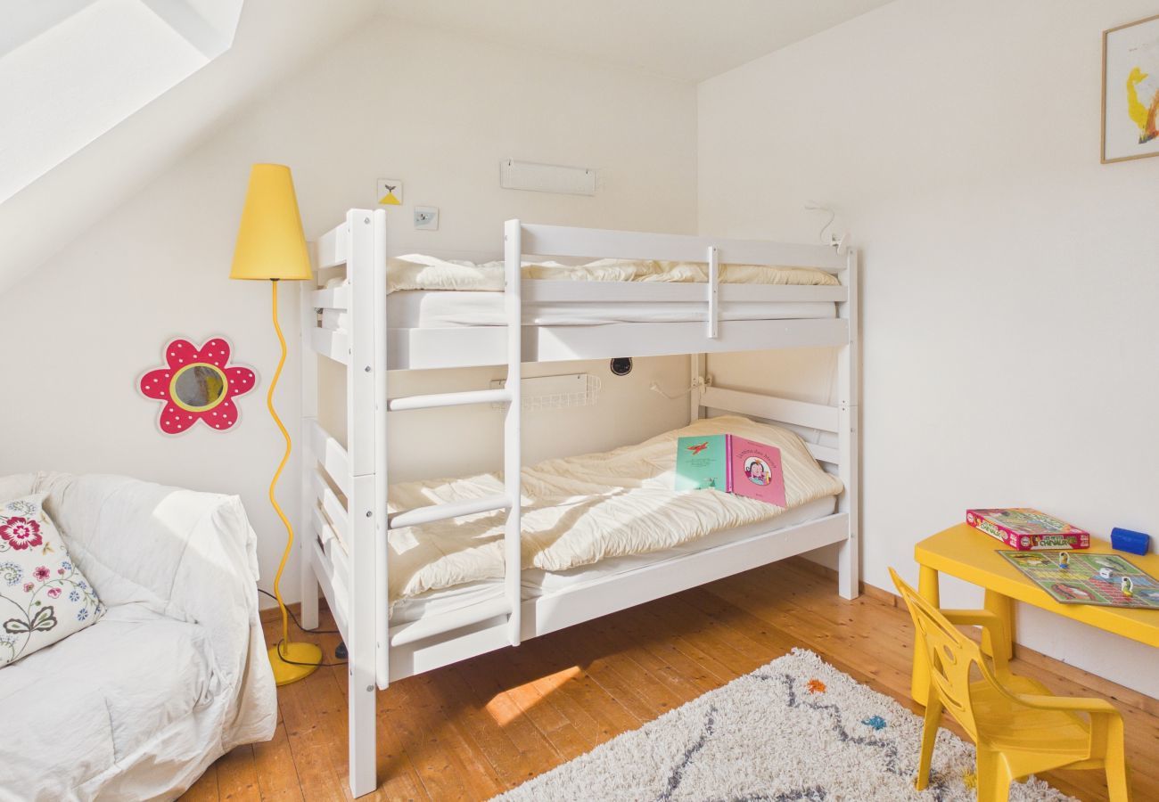 House in Fouesnant - 800 m from beach, 2 adults & 2 kids, garden