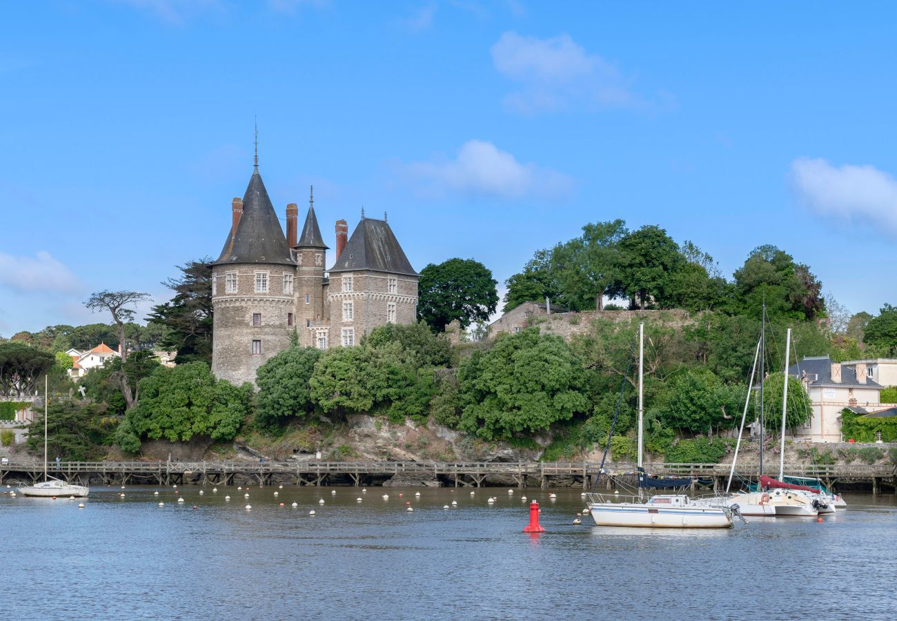 Apartment in Pornic - Apartment for 4 people facing the sea+ pets