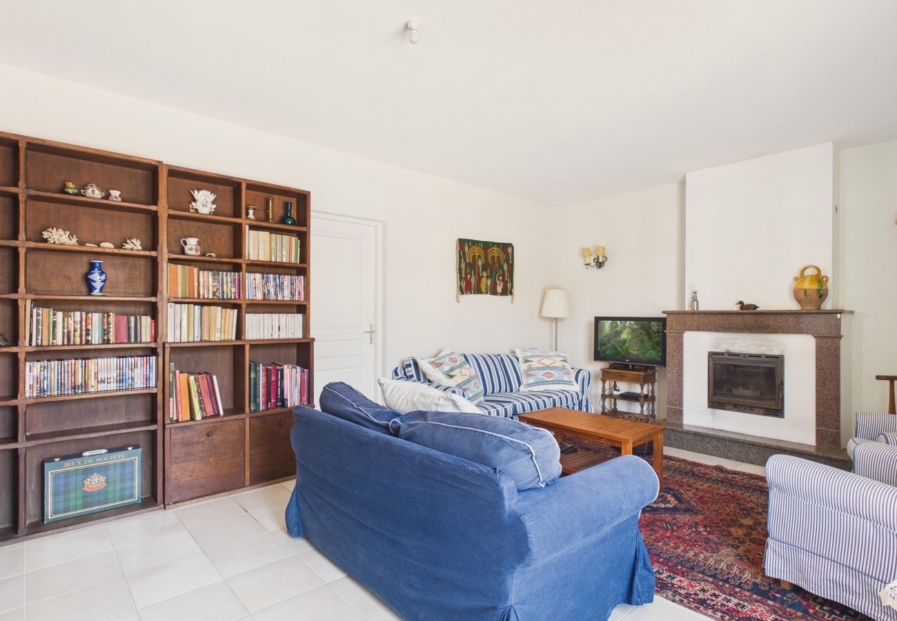 House in Andernos-les-Bains - 300m from the sea, family home Betey area