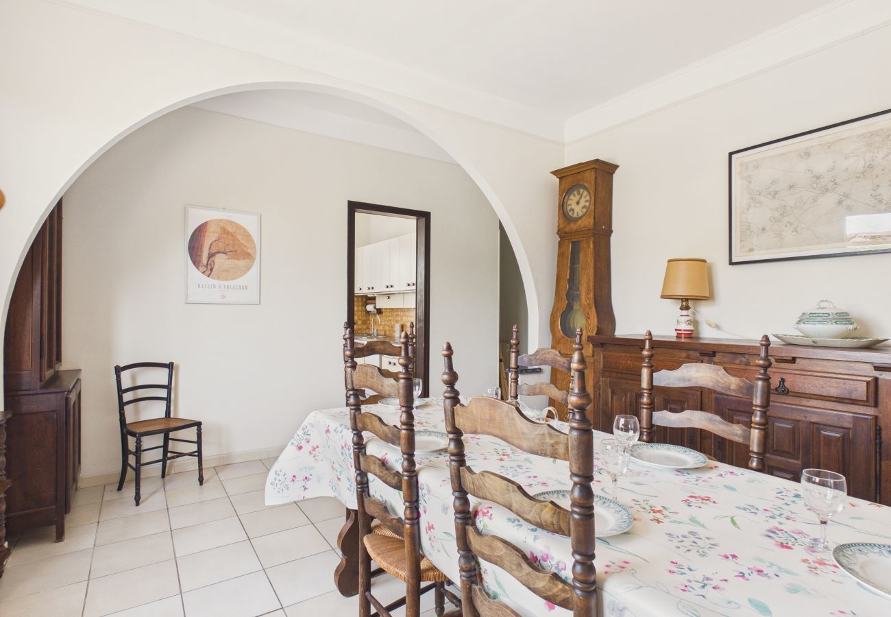 House in Andernos-les-Bains - 300m from the sea, family home Betey area