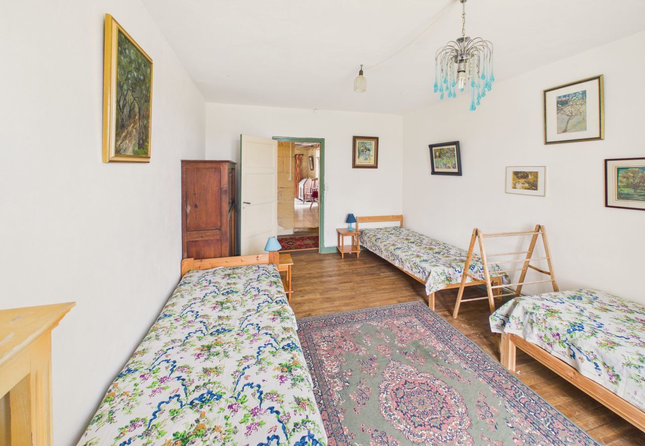 Cottage in Fanlac - The Pigeonnier, authentic house for 5