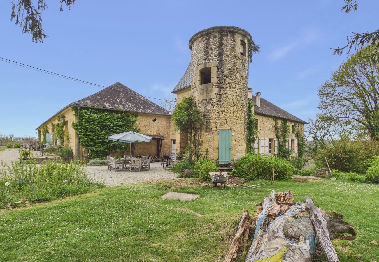 Cottage in Fanlac - The Pigeonnier, authentic house for 5
