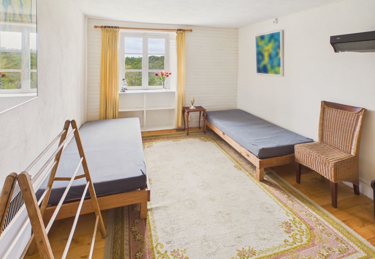 Cottage in Fanlac - Typical cottage for 11 with pool & garden