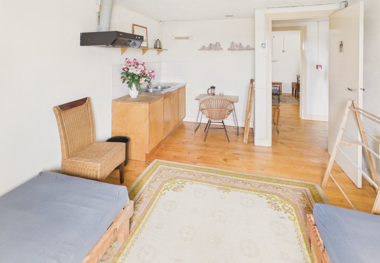 Cottage in Fanlac - Typical cottage for 11 with pool & garden