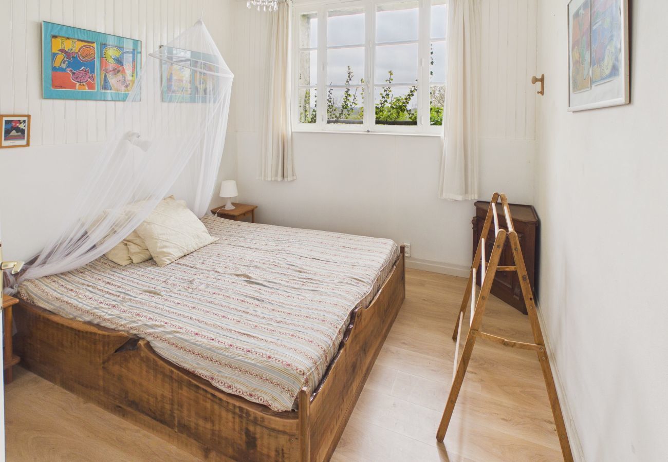 Cottage in Fanlac - Typical cottage for 11 with pool & garden