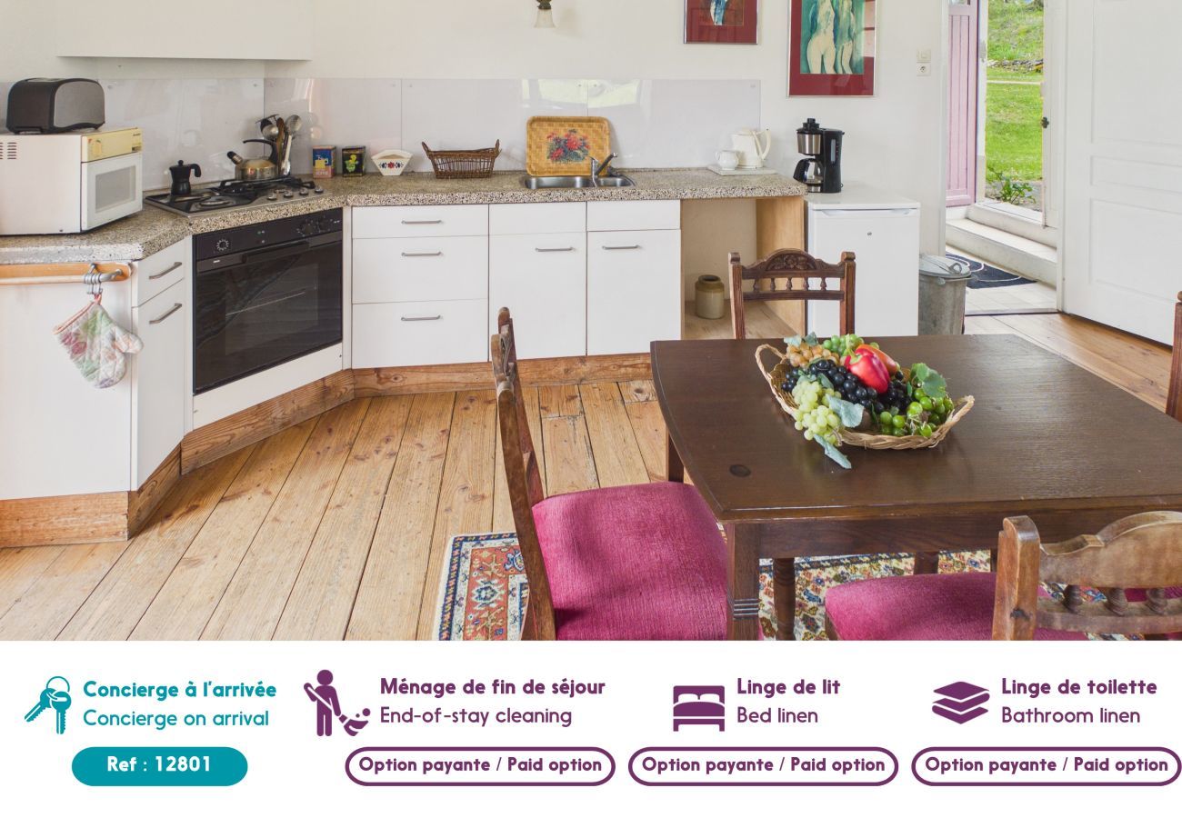 Cottage in Fanlac - La Sonnerie, accommodation in the heart of nature