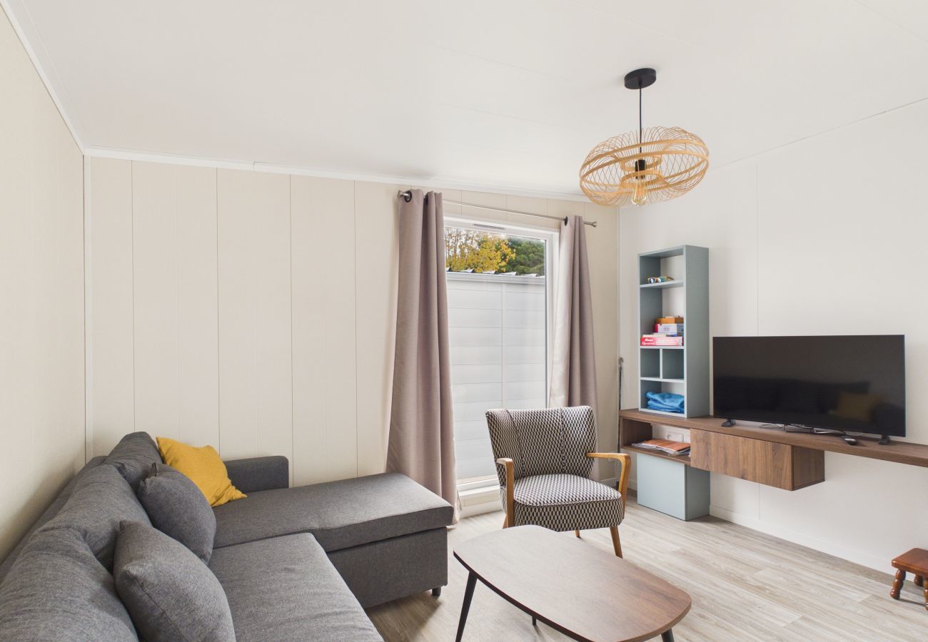 Chalet in Saint-Gilles-Croix-de-Vie - Shared heated pool, accommodation for 6