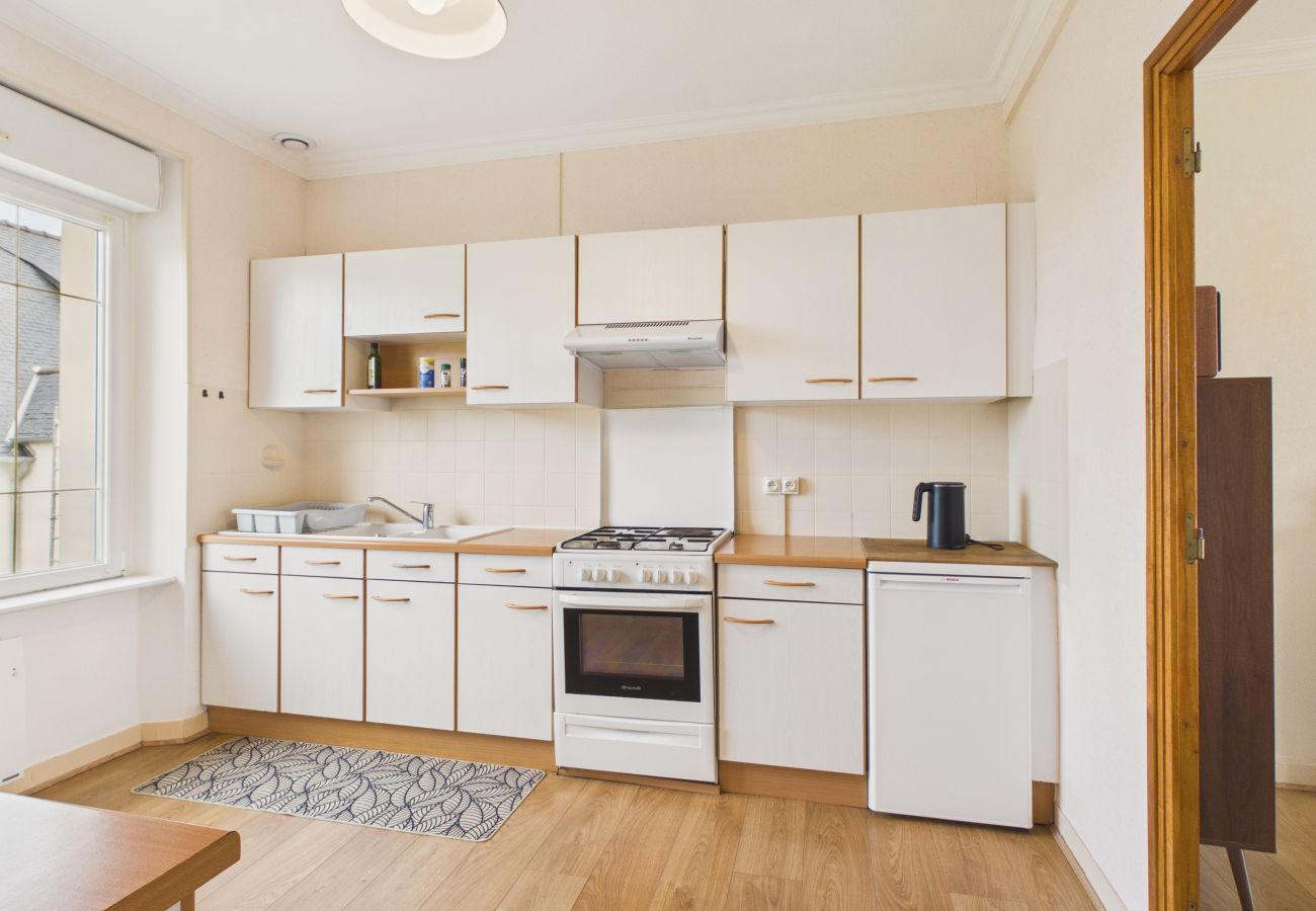 House in Brignogan-Plage - 450m from the beach, suitable for 3 adults/1 child