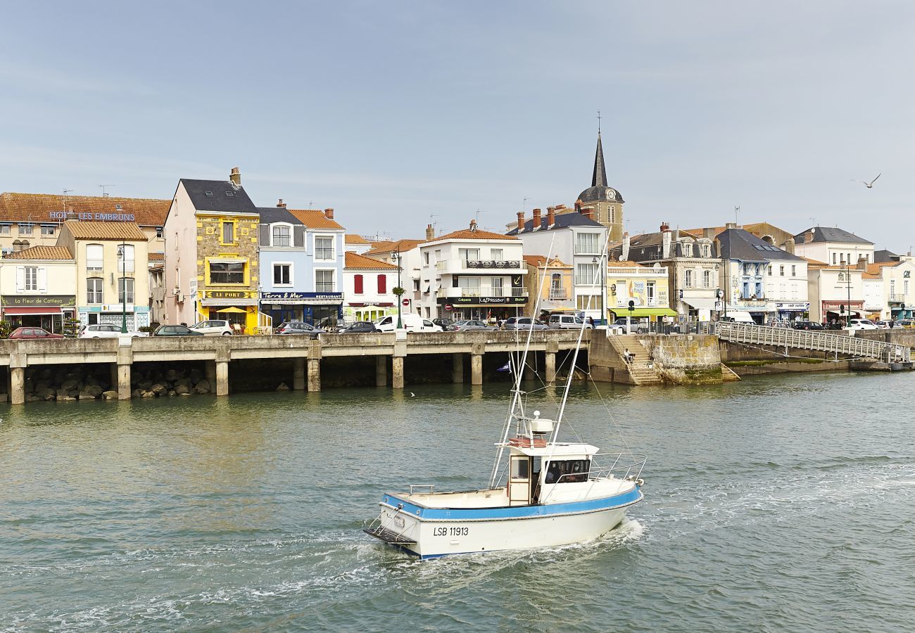 House in Les Sables-d´Olonne - Lovely house with pool for 8