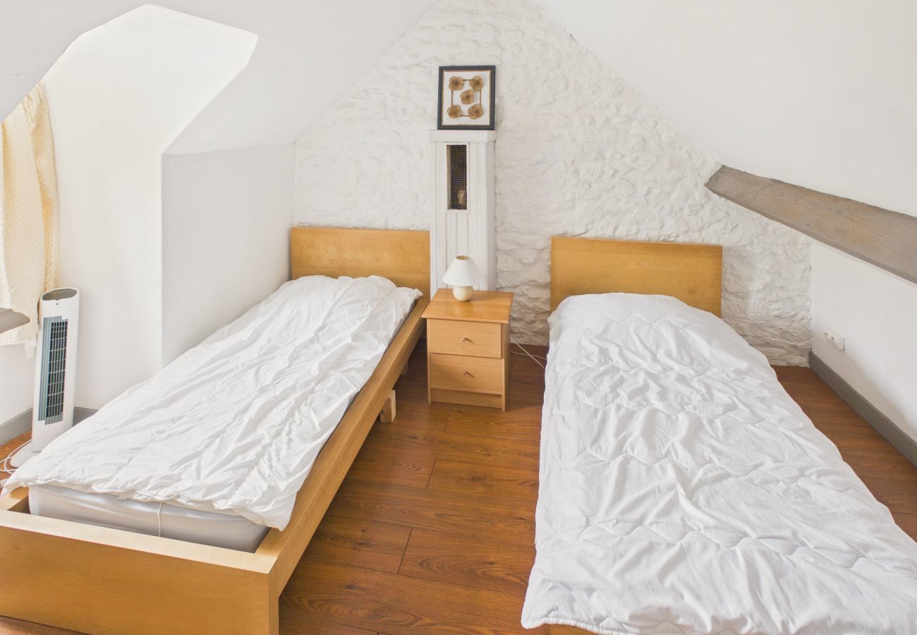 House in Montignac - House with pool 50 m from Lascaux IV for two