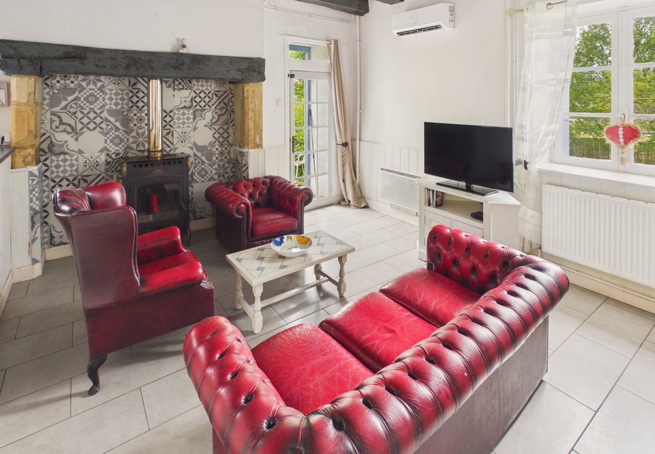 House in Montignac - House with pool 50 m from Lascaux IV for 3