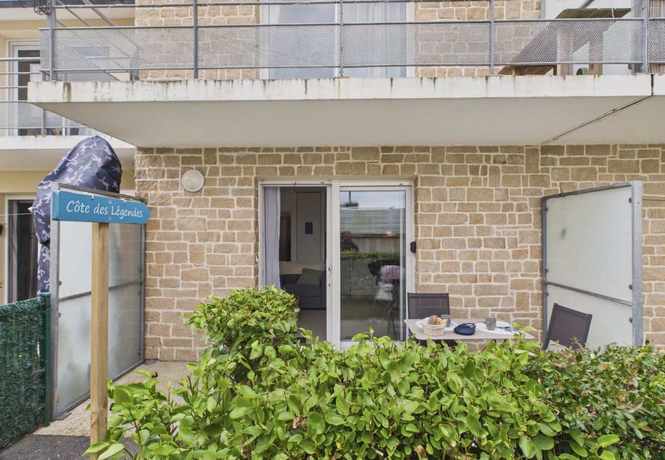 Apartment in Plouguerneau - 50 m from the beach - Apartment with terrace for 2