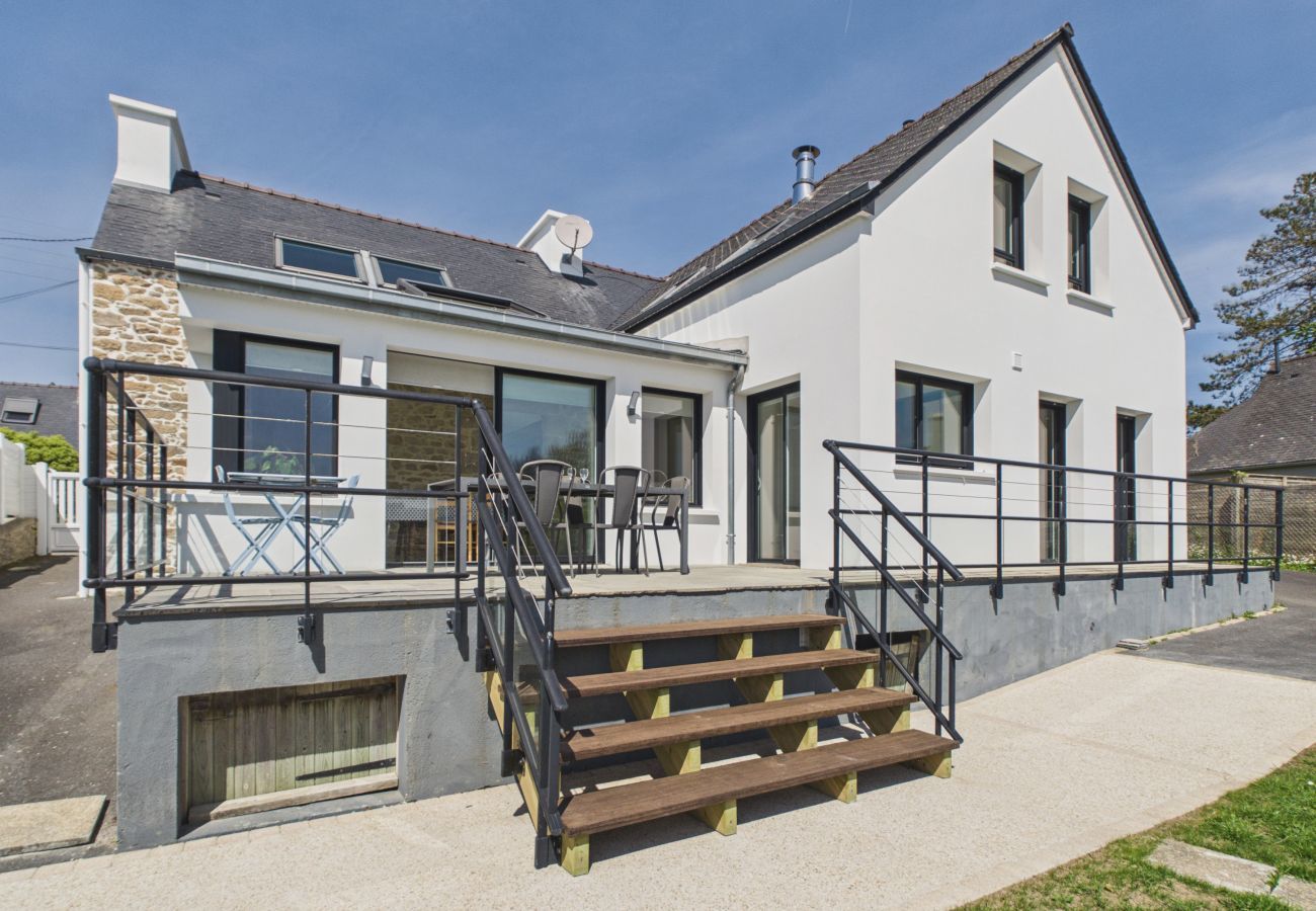 House in Plouguerneau - Direct sea access - Charming house for 8