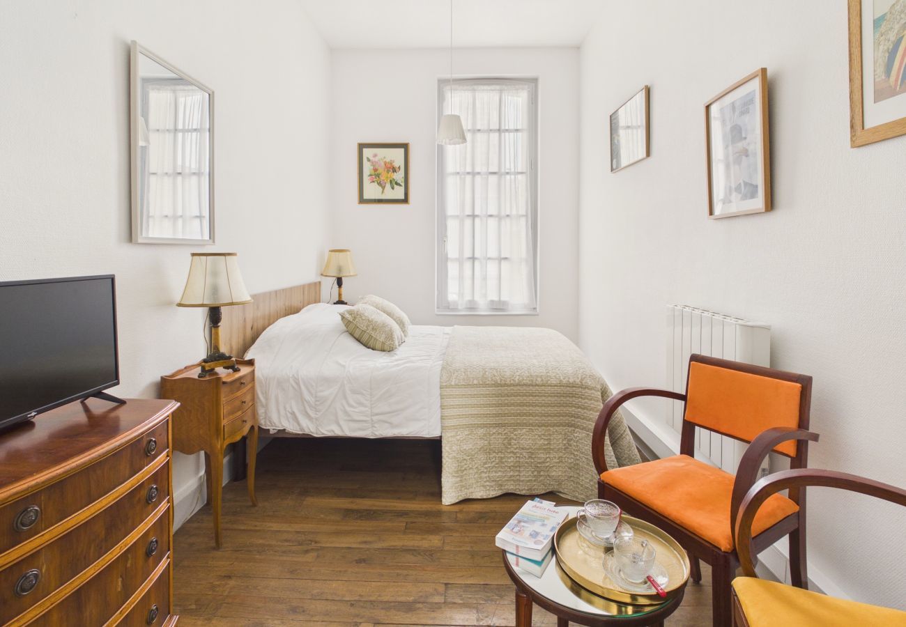 Apartment in Dinard - 400 m from the beach, apartment for 2