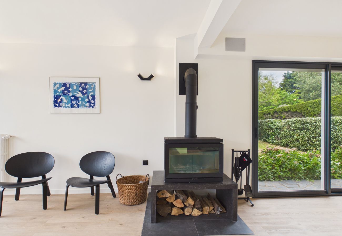 House in Saint-Gildas-de-Rhuys - 600 m beach - Charming house w garden 8 p