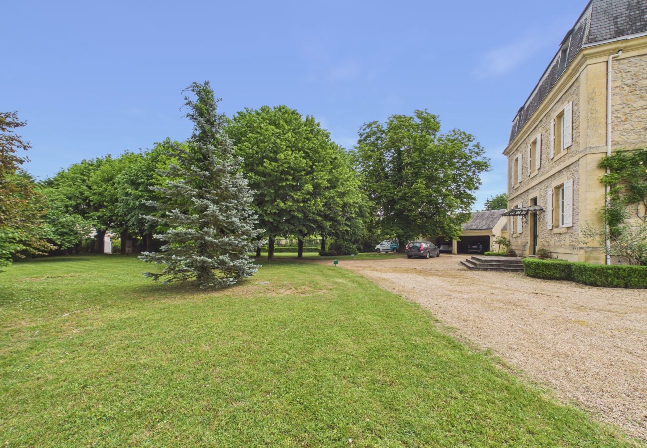 House in Montignac - House for 13 with swimming pool in Montignac