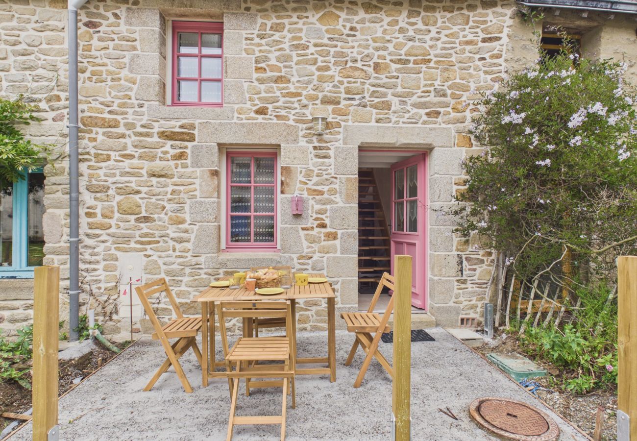 House in Sarzeau -  200m from the sea - stone house for 4