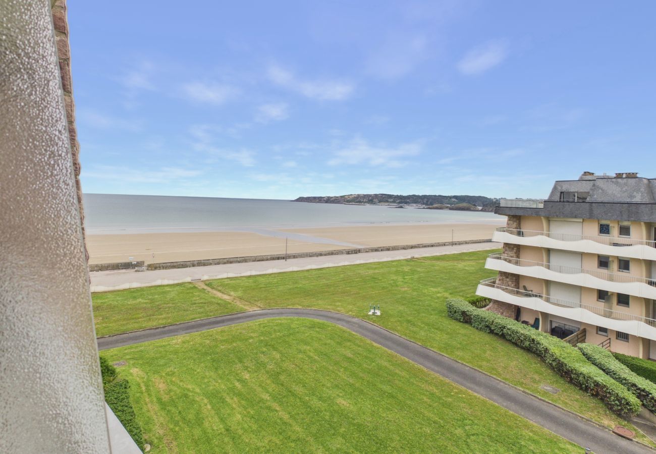 Studio in Erquy - 120m from beach bright apartment