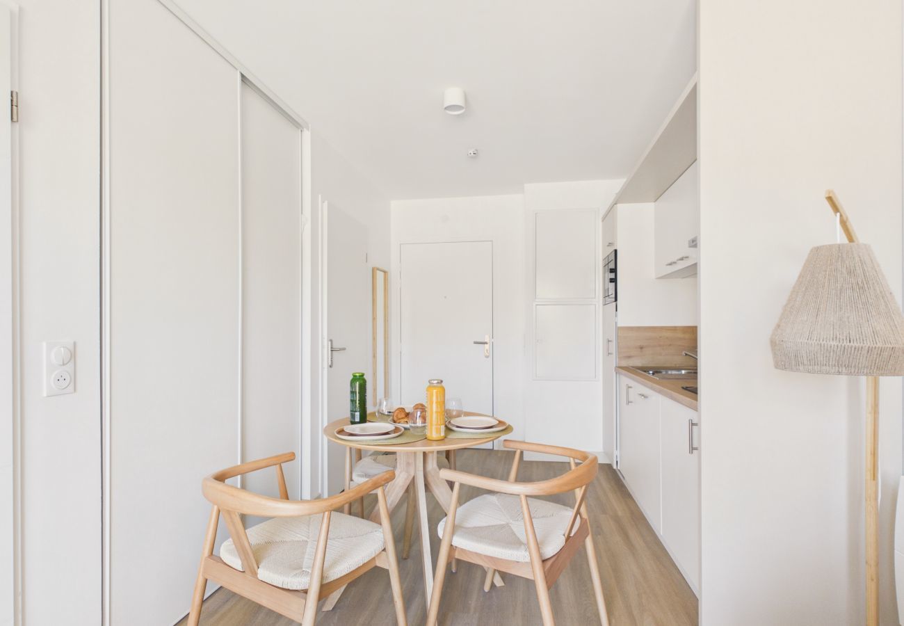 Apartment in Biscarrosse - Noosa apartment 4 guests shared pool