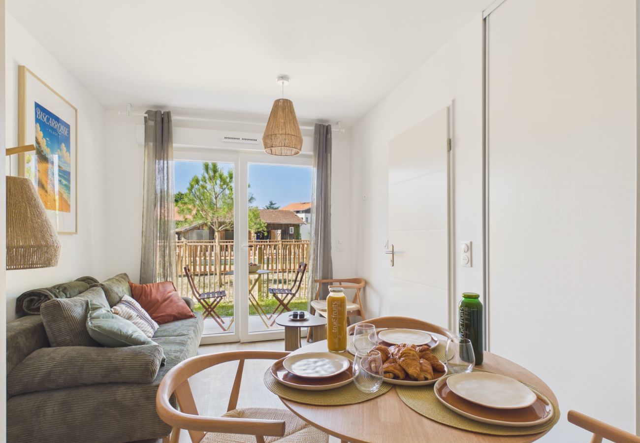 Apartment in Biscarrosse - Noosa apartment 4 guests shared pool