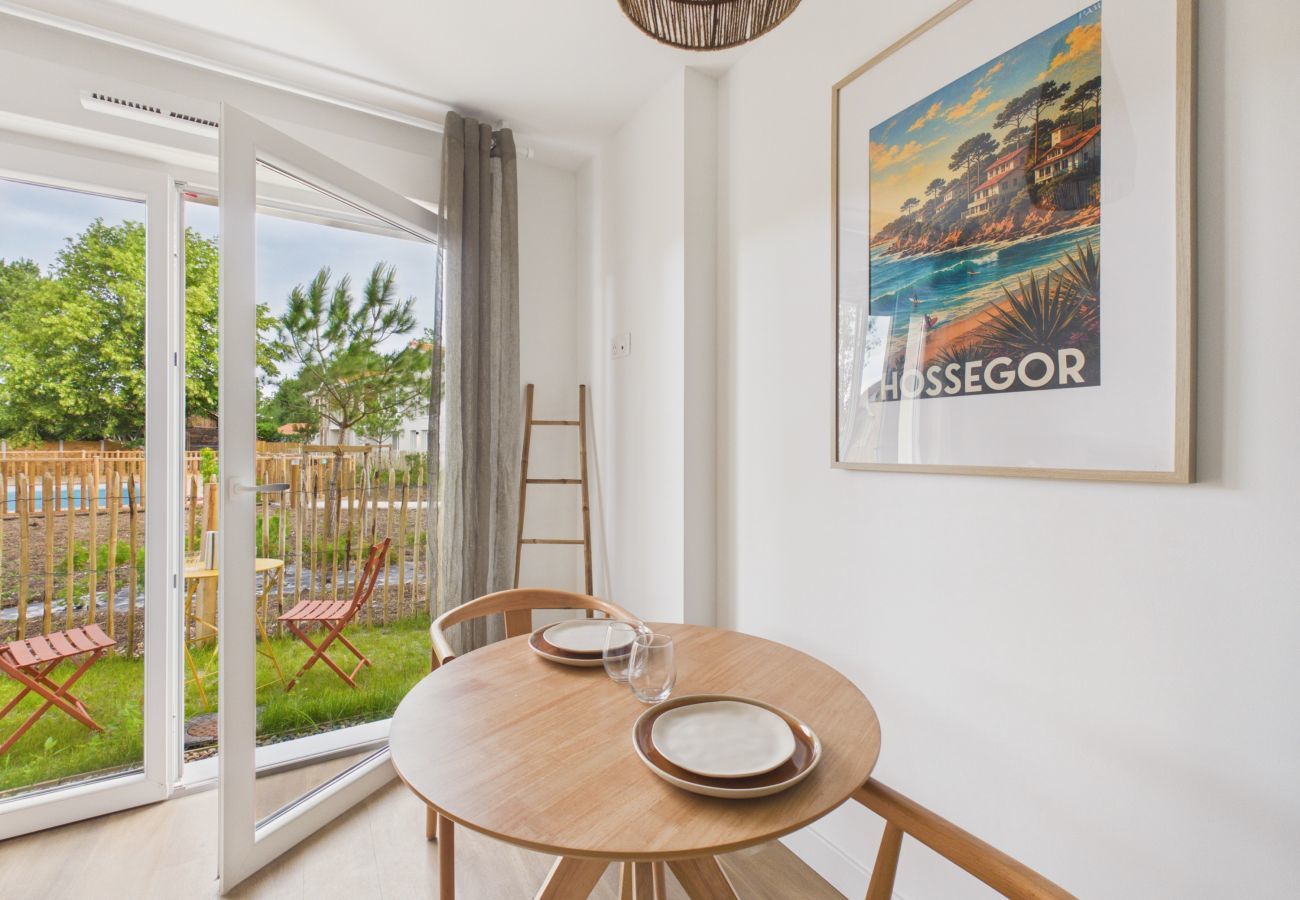 Studio in Biscarrosse - Le Funboard - studio for 3 - shared pool