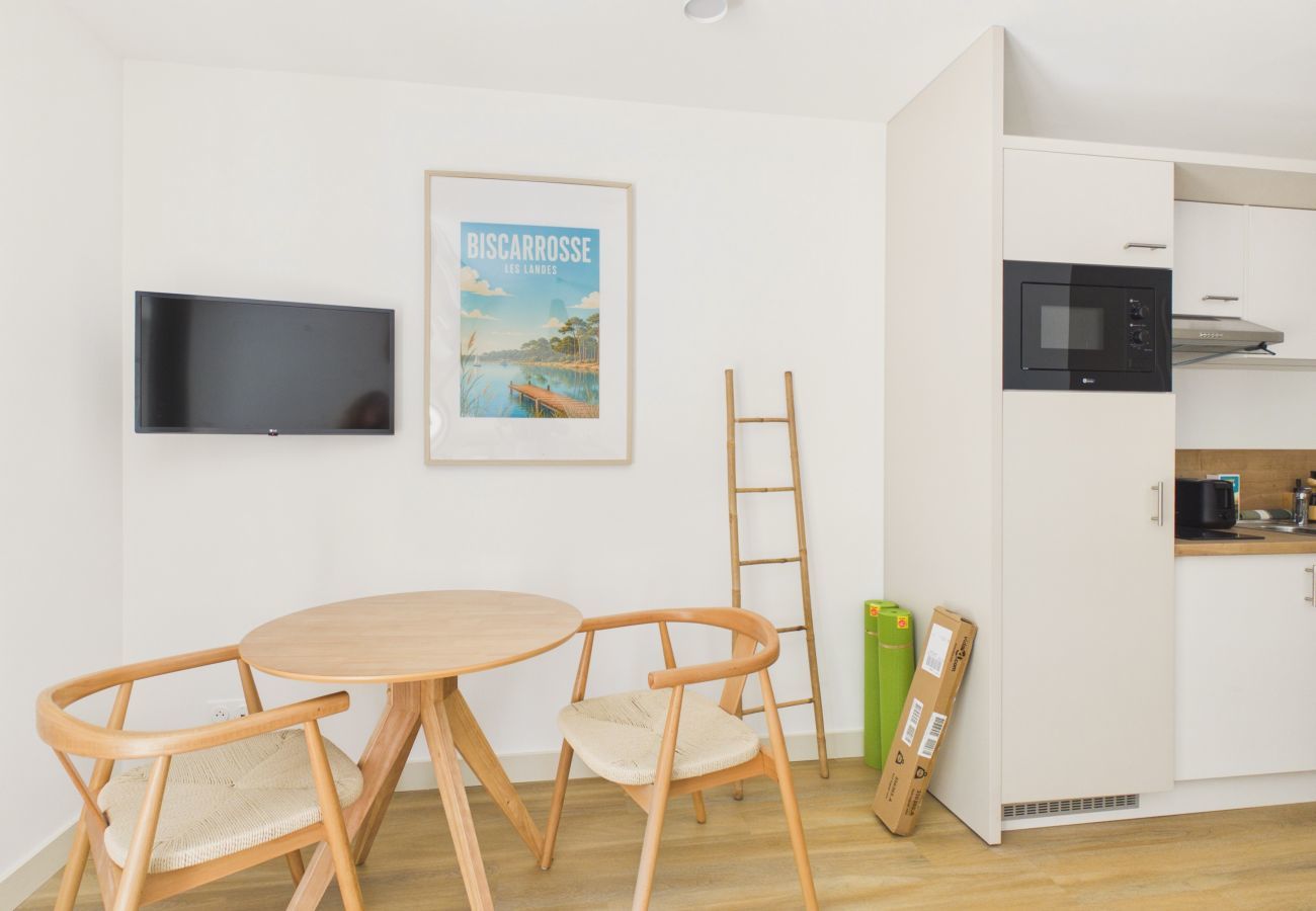 Studio in Biscarrosse - Le Nose Rider - studio for 3 - shared pool